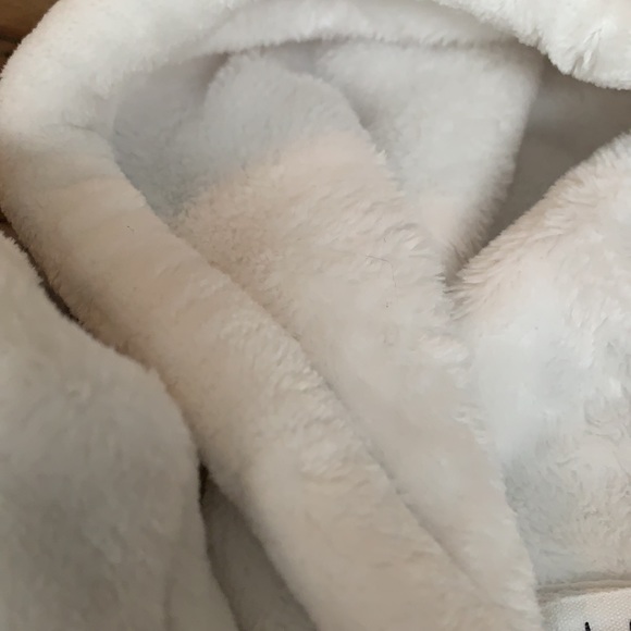 Weekend Edition - Picture 5 of 6